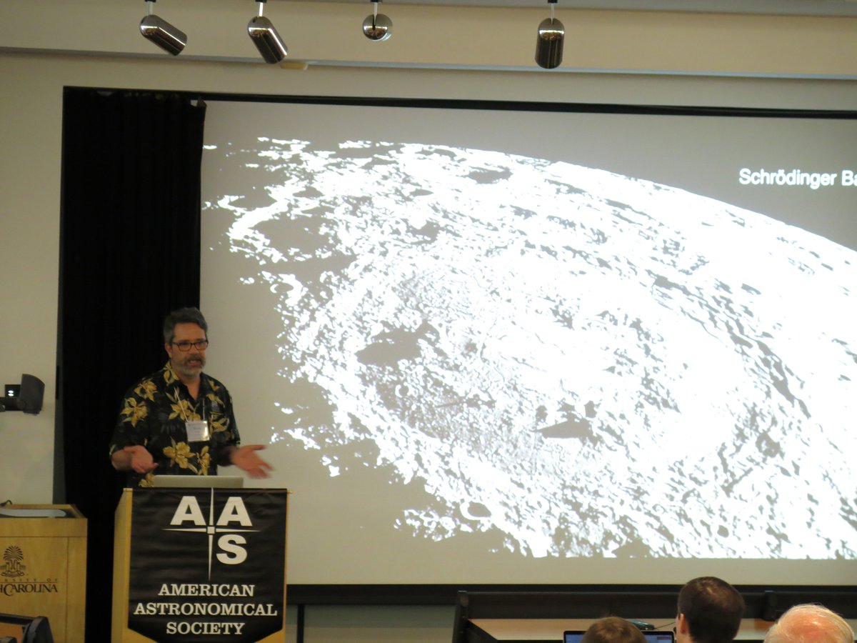 b__baer's tweet photo. Ernie Wright speaking at AAS #Eclipseworkshop #Eclipse2017, "Visualizing the Eclipse." https://t.co/Ik8MSsXs7u