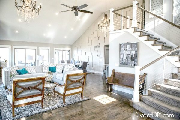 divaofdiykc's tweet photo. Create an Amazing Accent Wall In Your Home with Plywood https://t.co/IUQbMAPvBT #purebondplywood #plywood #focalwall #accentwall https://t.co/2nw6MP94Zz
