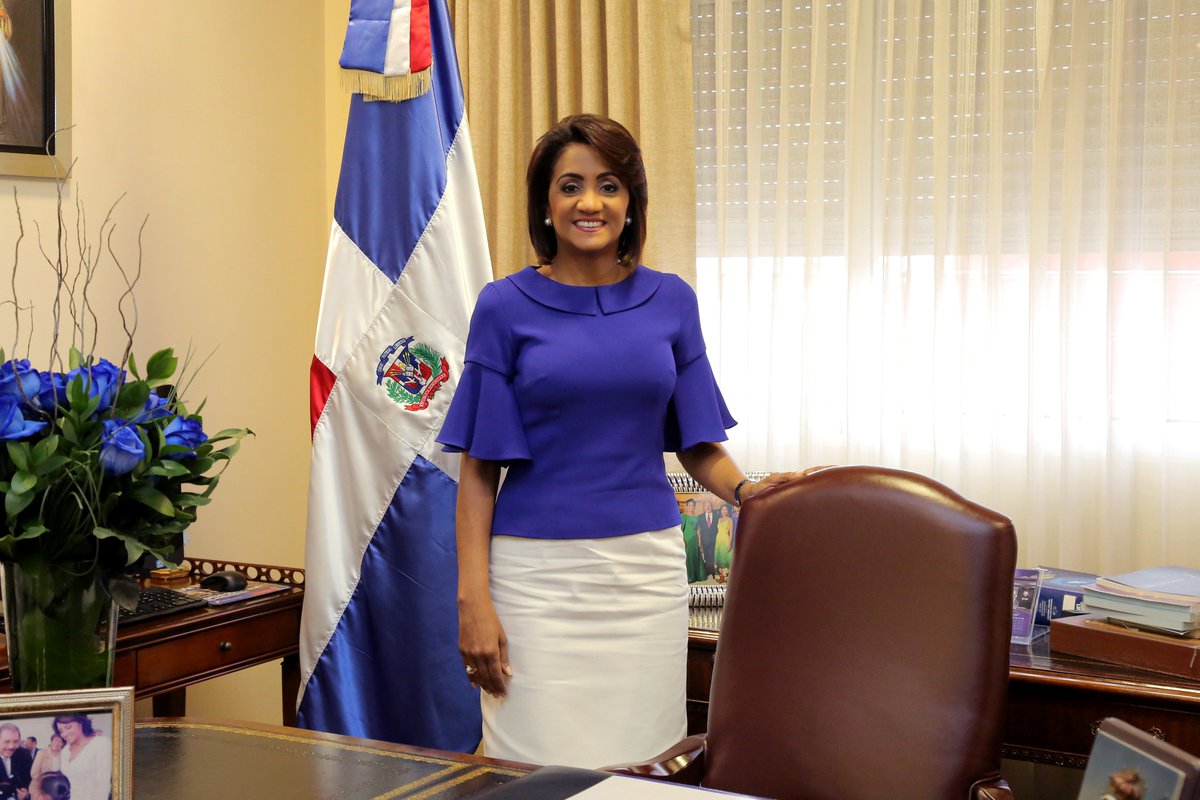 GestionCandidaM's tweet image. Les compartimos el mensaje de la primera dama #CándidaMontilla por el #DíaMundialDelAutismo: goo.gl/x0RjPM  
#HablemosDeAutismo