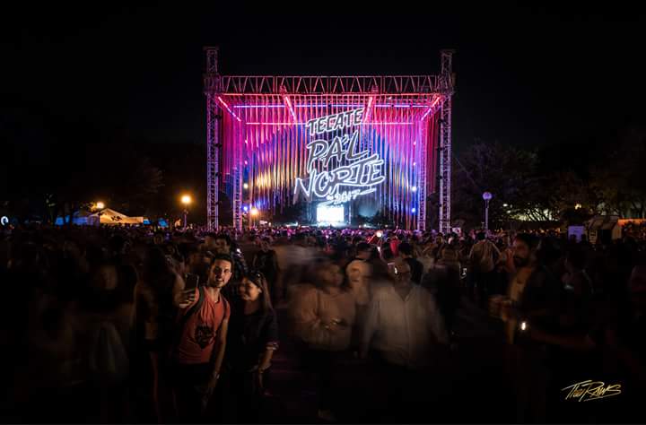 TheRawsMTY's tweet photo. ¿Cómo te la pasaste en el Día 1 del #PalNorte2017? https://t.co/2mbFN4g8by