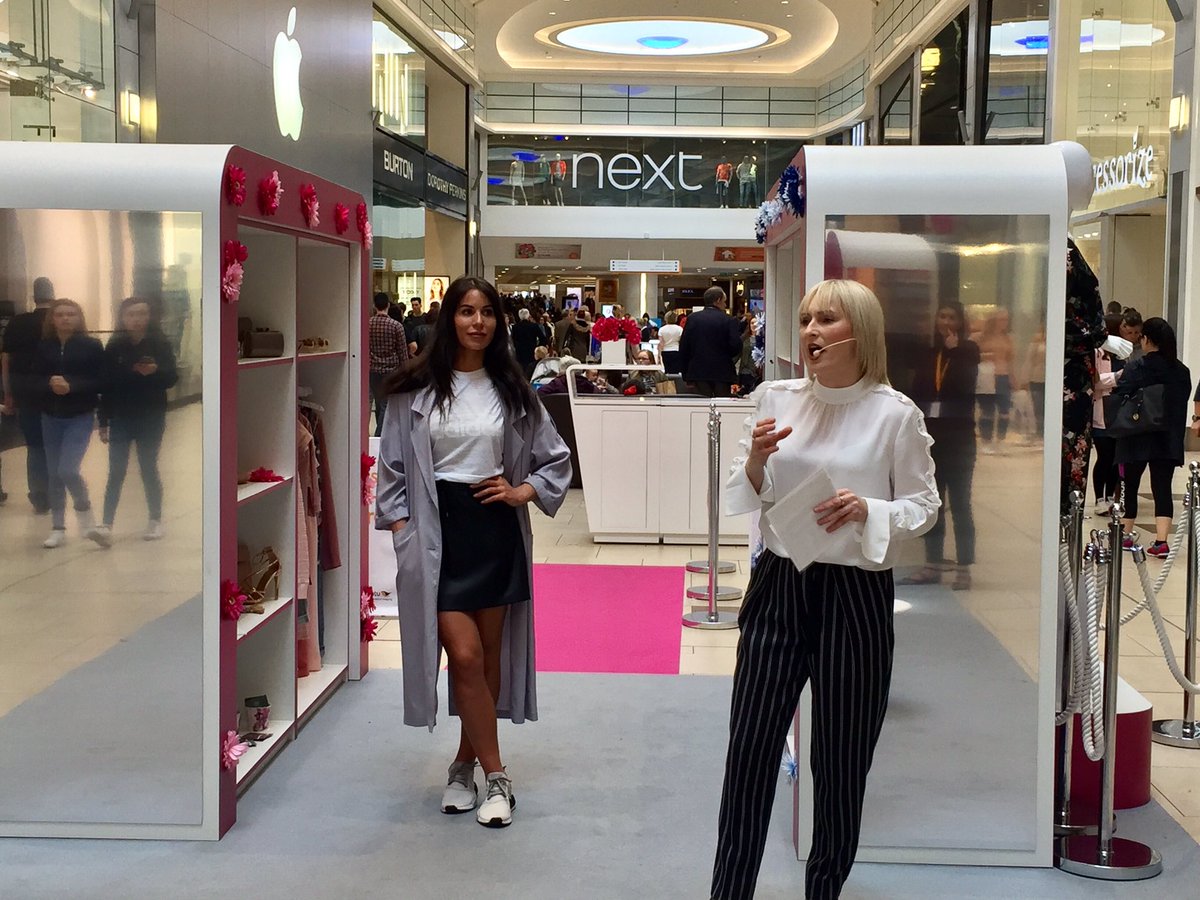 Join us for our last workshop where we'll be learning all about one of the must-have trends for this season; The New Athleisure