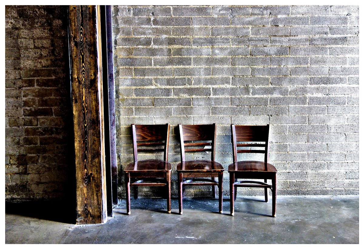 Constantinus On Twitter Three Chairs Photography Fotografia