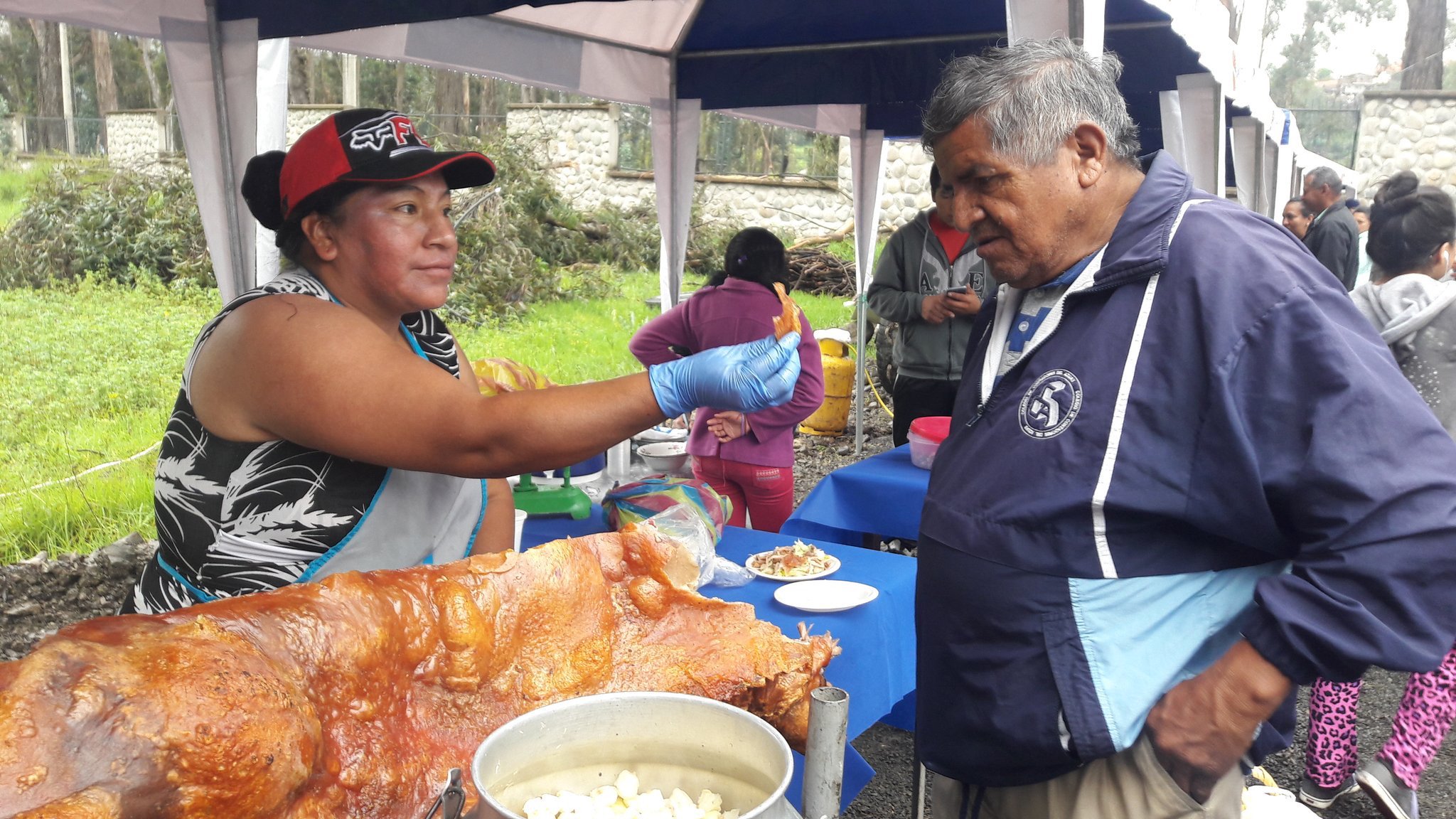 La Voz del Tomebamba on Twitter "Se realiza Feria de agro