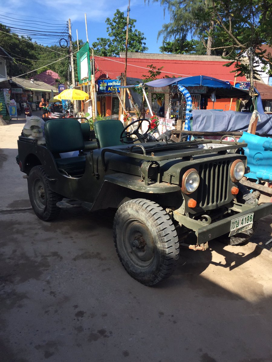PaulChaplin7's tweet photo. Nice Willy's jeep spotted on Koh Tau in great condition , just right vehicle for the roads on island #nairnclassics https://t.co/NWU8zeOY75