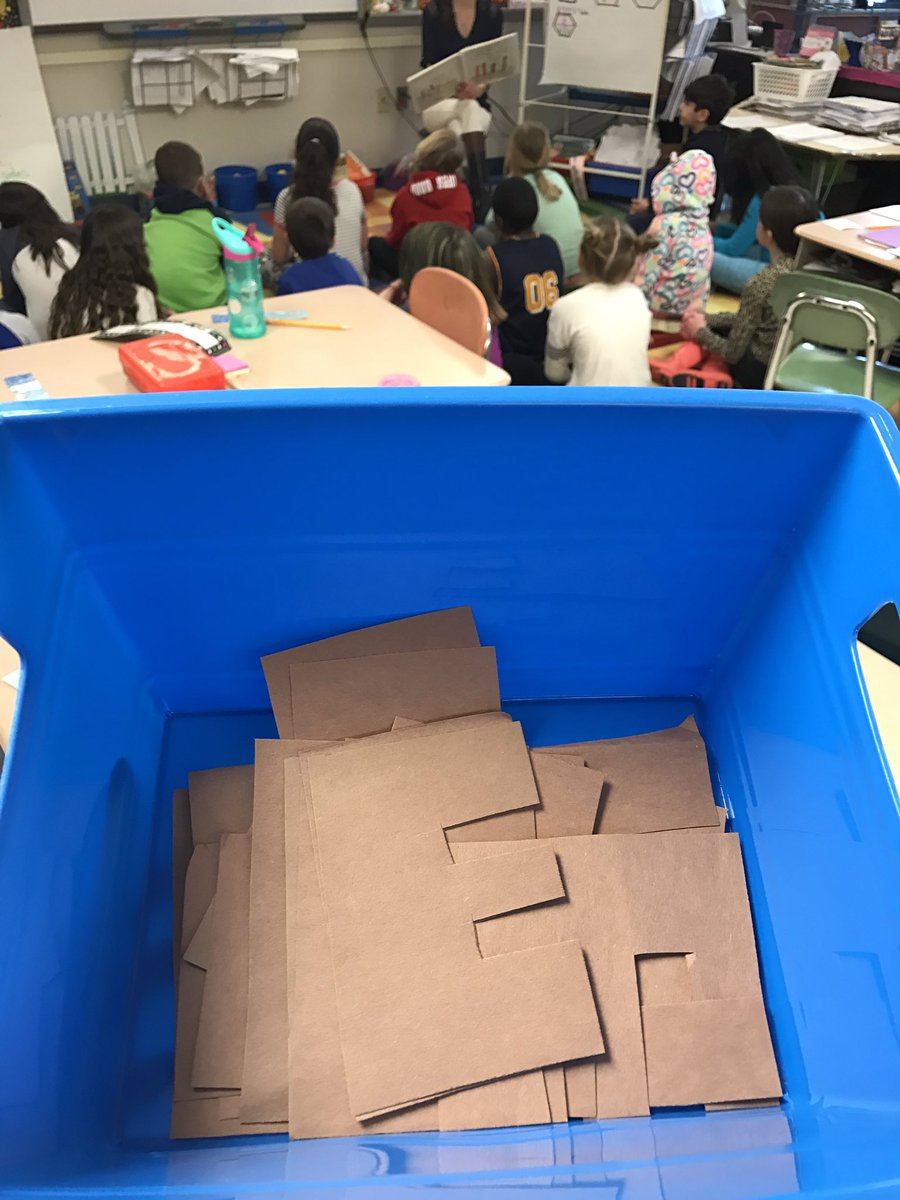 MrsHarris_SNIS's tweet image. When you tell the kids you&apos;ll make them brownies, but it&apos;s not the kind they expected. 😂 #aprilfoolsfun #brownE