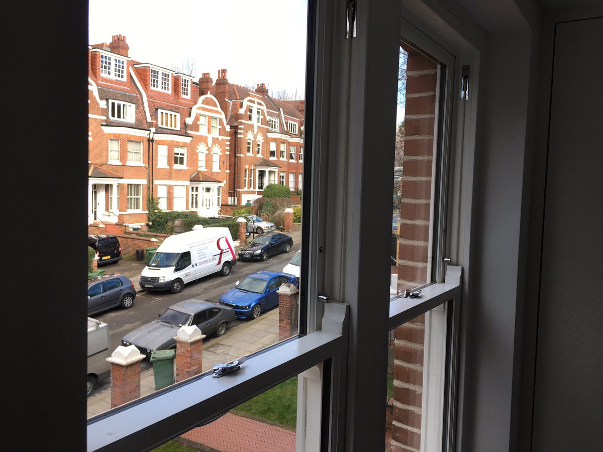 Renew_All_W4's tweet photo. Hampstead, Langland Gardens; complete refurbishment with more than 30 window installations on this project. #comercialproject#boxsashwindow https://t.co/bQ75wOygoS