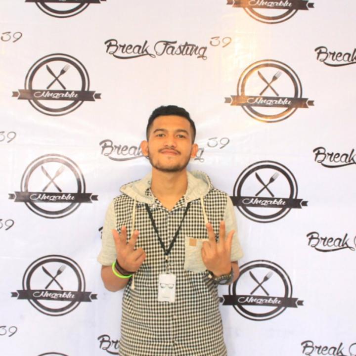 silvaztra39's tweet photo. ayo pergi bersamaku > Mystory on #BIGOLIVE https://t.co/tp26pnVfUM https://t.co/a1RZdDJiwX
