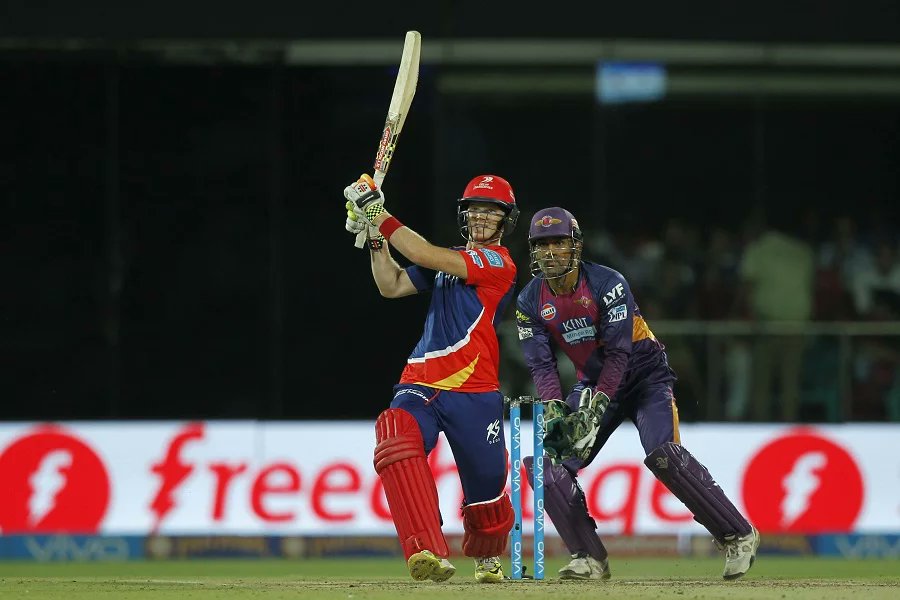TheYorkerBall's tweet photo. When Sam Billings became Albie Morkel :3
#SwitchShot #IPL https://t.co/9tLOZXgmhR