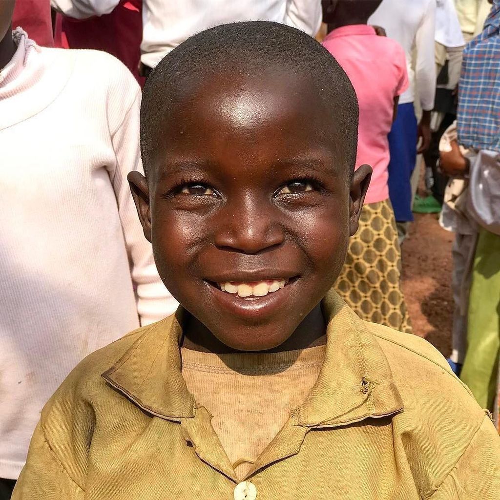 tina_schmidt7's tweet photo. Happy weekend!  This little guy is beaming in his school uniform. So proud! #dignitynotdependency #ZOEhelps https://t.co/iZIuMsJjJL https://t.co/E6d2YYtkzh