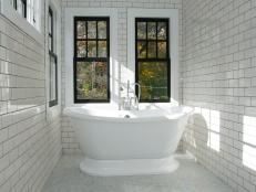 agmHomeStore's tweet image. From Japanese soaking tubs to Roman-style showers, bring your bathroom up to date with these hot trends.  bit.ly/2ne66gv