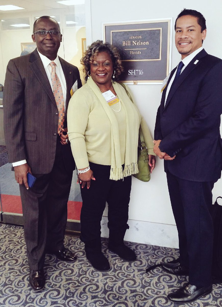 therealablakeh's tweet photo. #tbt outside @SenBillNelson office with @CHISouthFlorida CMO and CNO to talk about #valuechcs #NACHCpi17 #2daysago https://t.co/mBWzfX4noB