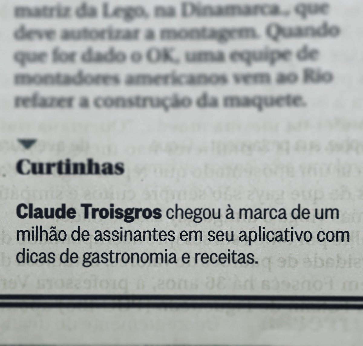 kontenteBR's tweet photo. UHUUU! ESTAMOS NO GLOBO HOJE! UM MILHÃO DE ASSINANTES DO APP DO CLAUDE TROISGROS! #TimGourmet .
Parabéns @C_Troisgros & cia https://t.co/HZ7rZ27XY0