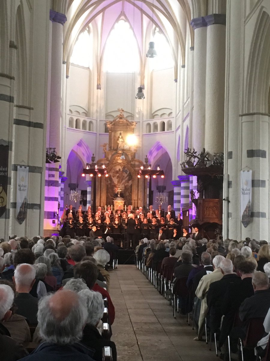Stabat Mater concert is begonnen!