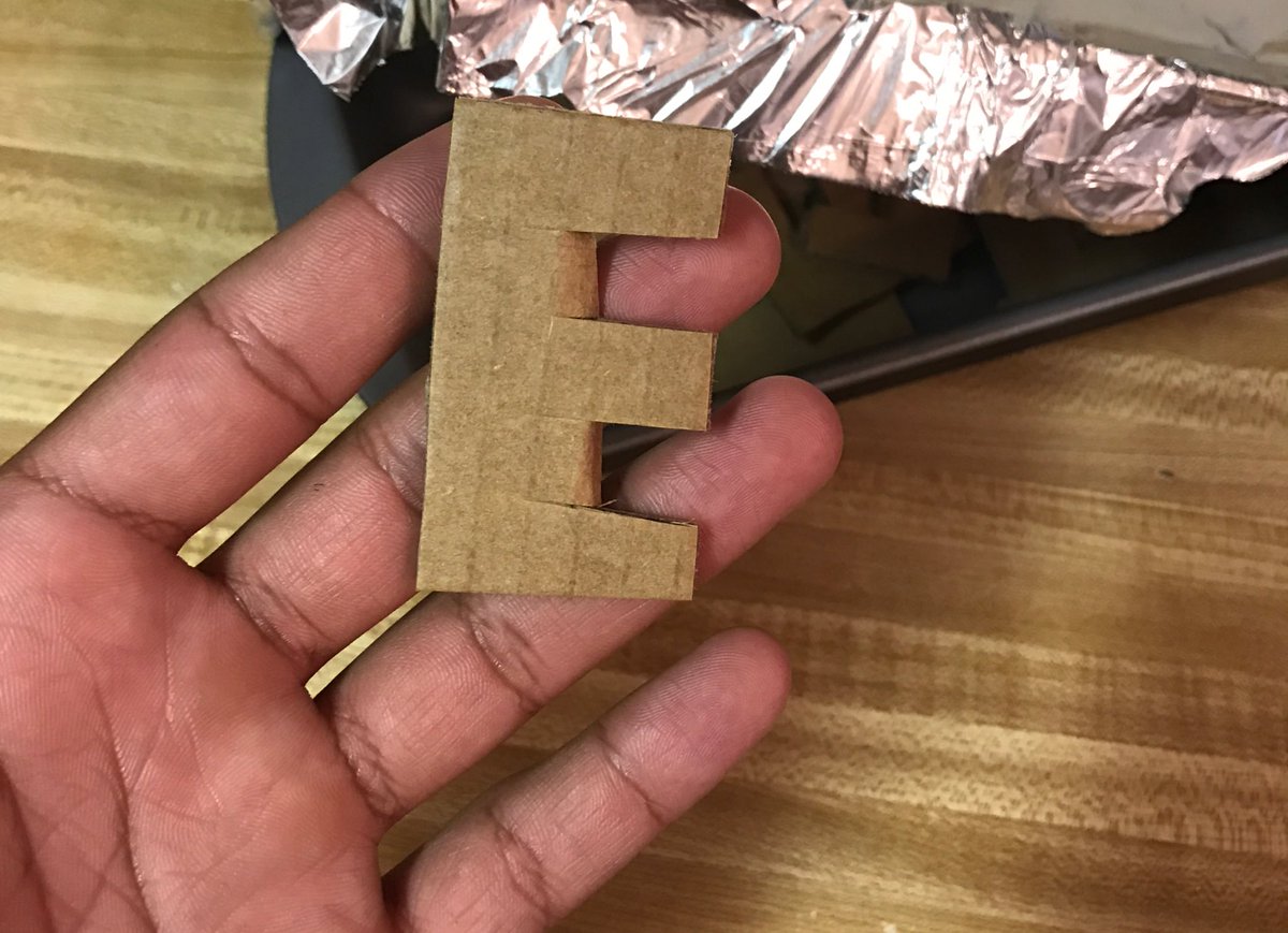 thenightsh0w's tweet image. Mom: there's brownies on the kitchen counter 

"Brown" "E's"

#aprilfoolsday