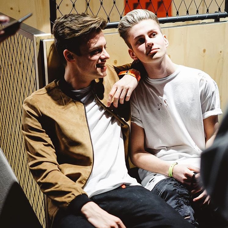 LeeHinchyUpdate's tweet photo. @ItsLeeHinchy w/ @JoeTasker via instagram just now! https://t.co/sexfKP1gnm