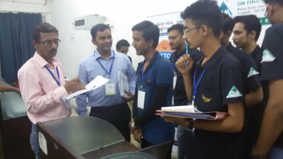 foss_lab's tweet photo. #SmartIndiaHackathon2017  1st JudgementRound @TechnoIndiaNJR https://t.co/ehu0z4ffcT