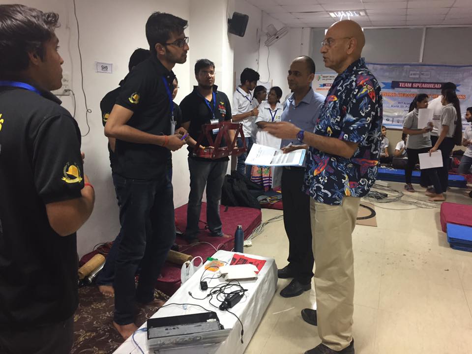 foss_lab's tweet photo. #SmartIndiaHackathon2017  1st JudgementRound @TechnoIndiaNJR https://t.co/ehu0z4ffcT