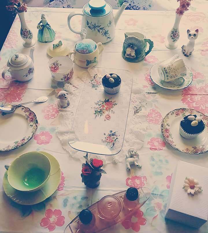 K_Collectables's tweet photo. Easter is nearly here 🐣🐇🌼🍰☕ nearly all items included are available to buy at https://t.co/tMGohmZMYl #spring #china #easteritems #vintage https://t.co/8MevGgqrl1