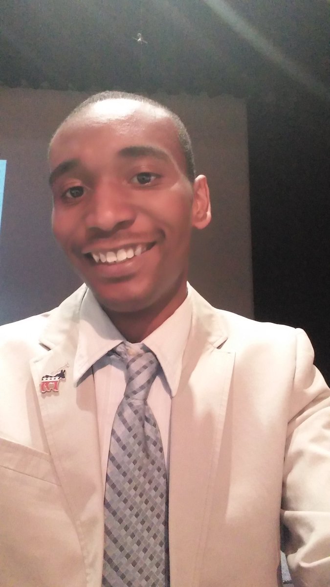 DeAntonyC's tweet photo. Live from the Wake Co. Democratic Convention! @Collins4RAL @bestofbothnc #3VC to #RaleighVC https://t.co/kCjg1qMGeH