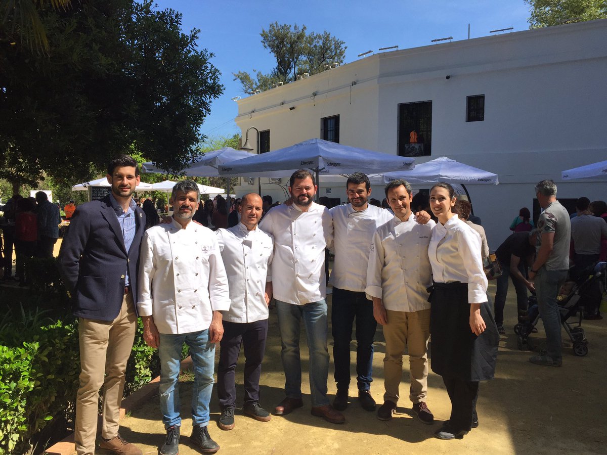 Una alegría colaborar con <a href="/proemaid/">ProemAID</a> por una causa justa y encontrar a viejos amigos <a href="/barajas20tapas/">Barajas 20Tapas</a> <a href="/ManuJara_/">Manu Jara</a>  <a href="/casaaltarest/">restaurantecasaalta</a> <a href="/ESH_Sevilla/">Escuela Superior de Hostelería de Sevilla</a>