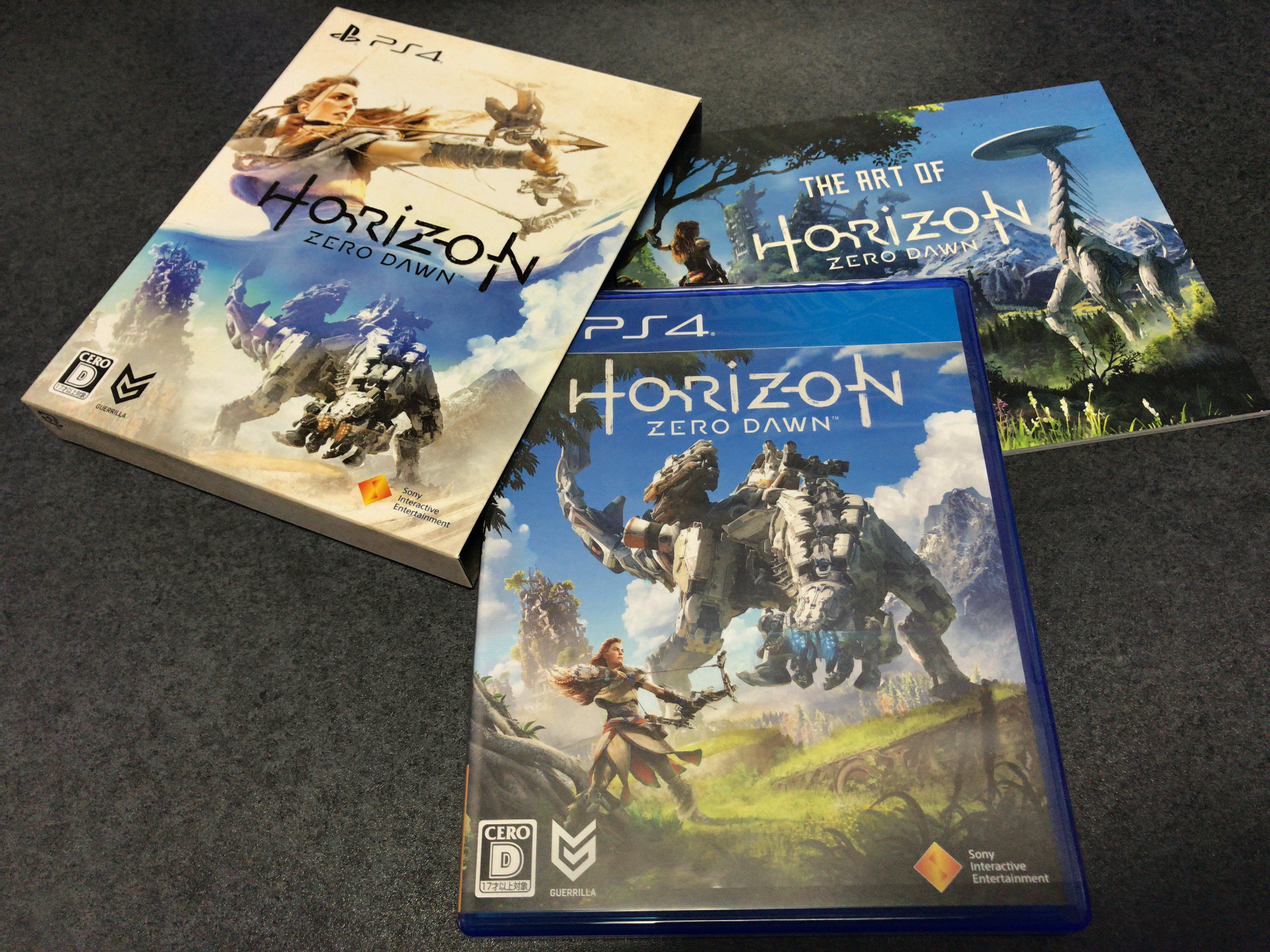 カシャン しばらく積んでた Horizon Zero Dawn を開始 よく出来てるんだろうけど 操作とかゲームシステムに慣れないにゃー ゼルダの後なので どうしても 弓をジャイロで操作したい とか がんばりゲージがあれば こんな崖なんて とか思っちゃう