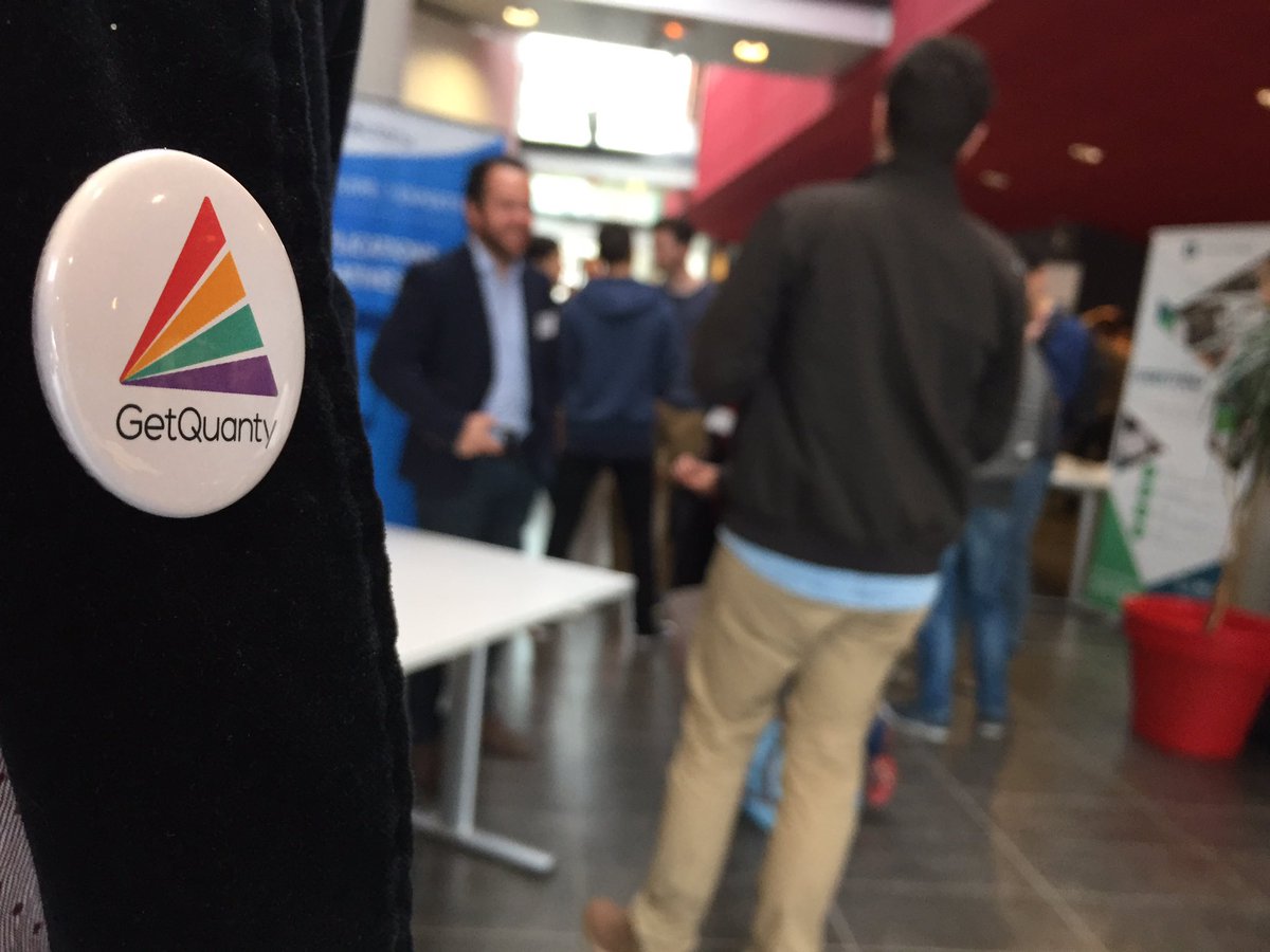 DLabouesse's tweet image. @GetQuanty discute #BigData, #PredictiveScoring et #BusinessIntelligence avec les ingénieurs de @TelecomStE @TelecomSEalumni