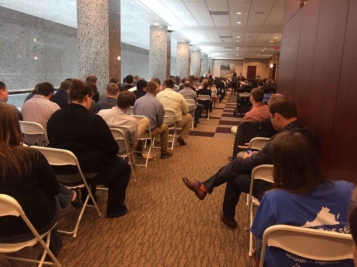 AAFCYRs's tweet photo. Getting started at today's Young Republican Federation of Virginia state convention! Packed house! #gop #yrfv https://t.co/Tiq9fZKWyu