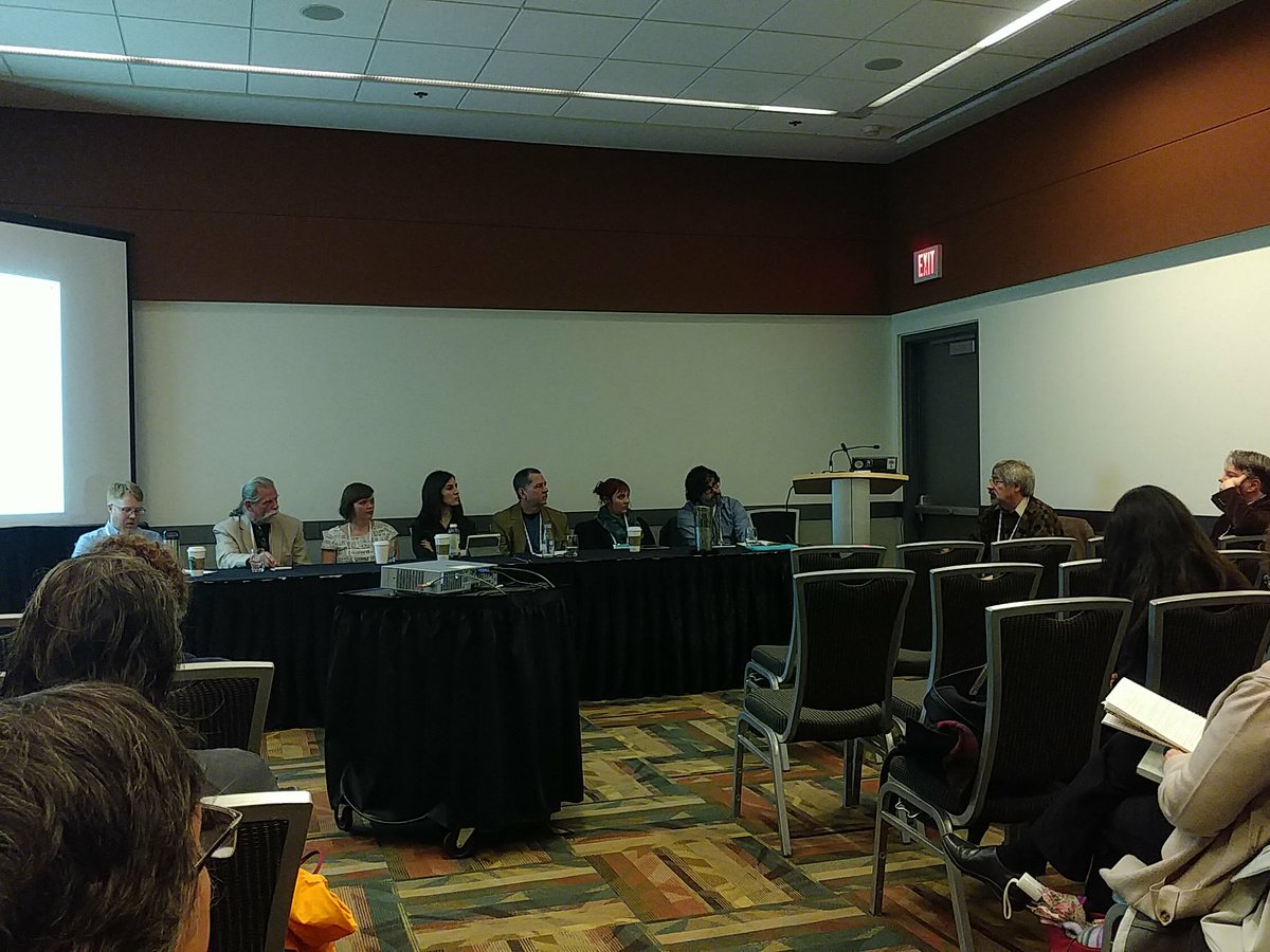 dinaa_proj's tweet photo. Plenty of great discussion on picking Archaeology on both sides of the US/Canada border in #s256 #SAA2017 https://t.co/88qZeAo7pw