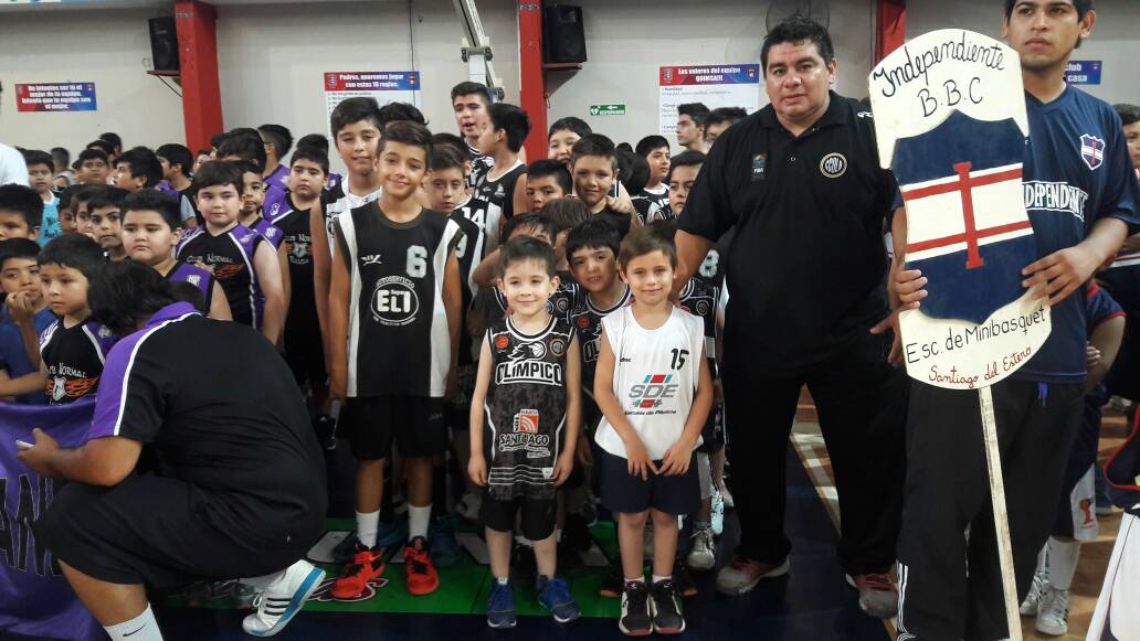 OlimpicoLB's tweet photo. #CCOLB | #Formativas Los chicos del Negro presentes en la inauguración del campeonato de minibasquet https://t.co/U2IWDuwEPf