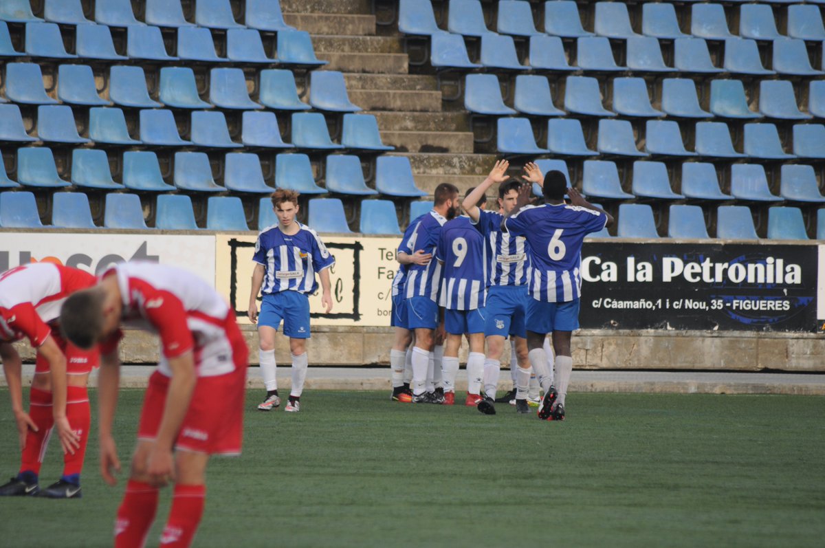 UEFigueres's tweet photo. 75' GOOOOOOOOOOOOOOOOL de @MaxSerra_10 !!!!! @UEFigueres 2-1 @RCDEspanyol #lnj7 https://t.co/nZEQPmWBVu