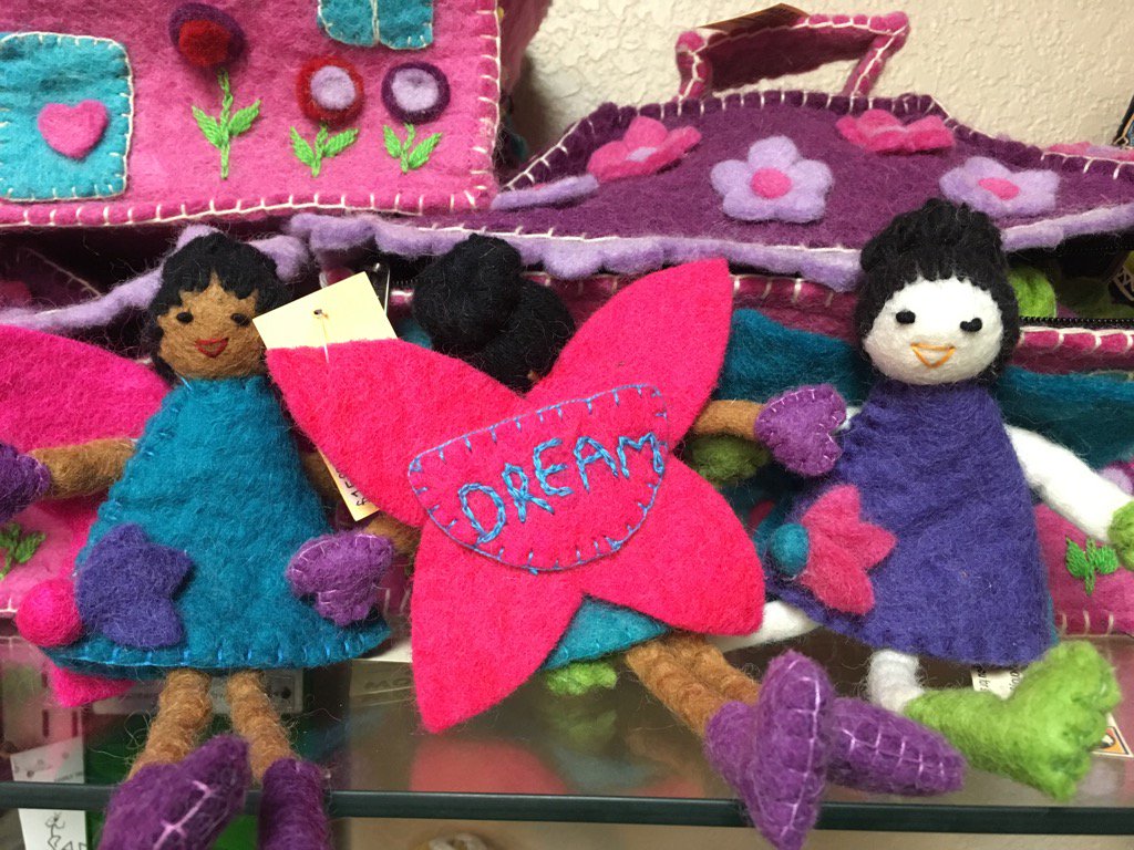 The tooth fairy loves to receive presents in the wool fairy dolls from Nepal!! Check the pocket for your reward!!😉