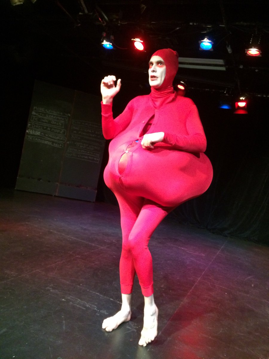 SilkDimes's tweet photo. My life changed after I saw the @RedBastardShow. #icried #ilaughed #5stars #lifechanging #profound #theatre #performanceart https://t.co/R0mrX4pvJw