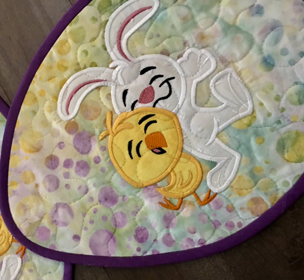 Wingfield1Paula's tweet image. etsy.com/shop/pdqdesigns.                                #placemats    #eggshape.   #handmadeonetsy