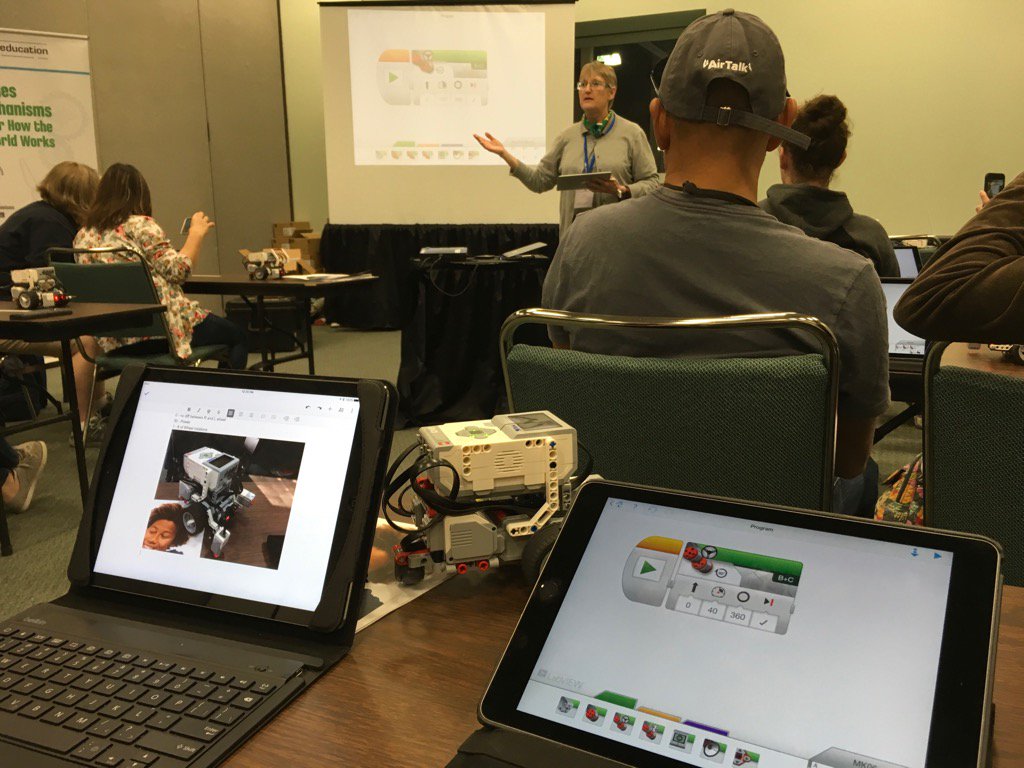 TPSDEdTech's tweet photo. Rich lessons  in #science &amp; #math embedded in @LEGO_Education Mindstorms Education #ev3 #NSTA17 #nsta2017 #edtech https://t.co/gGOS4uyhQQ