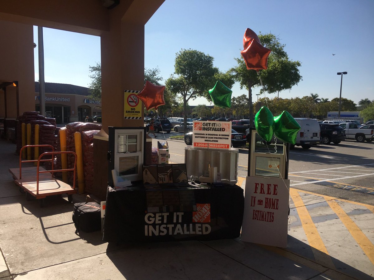 Scott_Key_HD's tweet photo. #HD6316 and Rocky we're rocking hard #leadssaleswin with #HDEMaimi #thdservices https://t.co/Dby5h29MHD