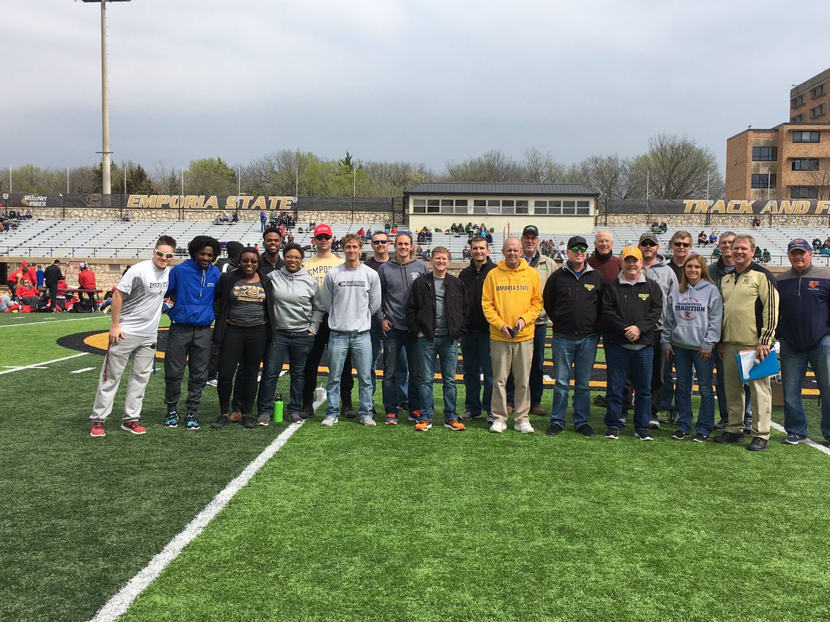 ESUHornetsTFXC's tweet image. Great to see so many alumni at the ESU Relays today! #stingersup #esutf