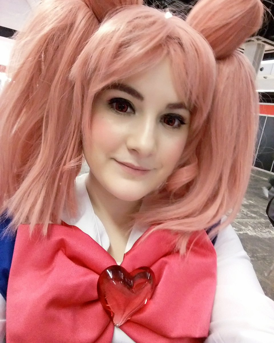 Arien_Tano's tweet photo. Con las sailor croquetas!🐰 #SalonComicBCN #SailorMoon #cosplay https://t.co/5TaRbBq0vq https://t.co/3hDbJCeZUb