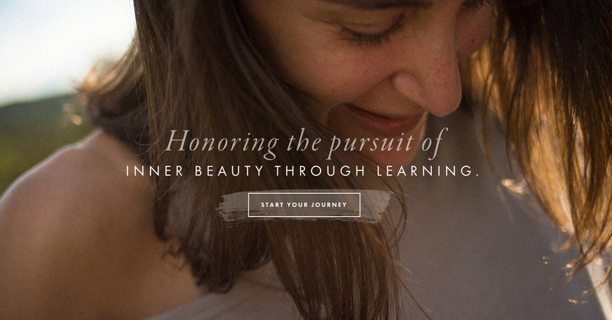 launched with love. the all new elenabrower.com buff.ly/2omBIok #genesiswp #wordpress