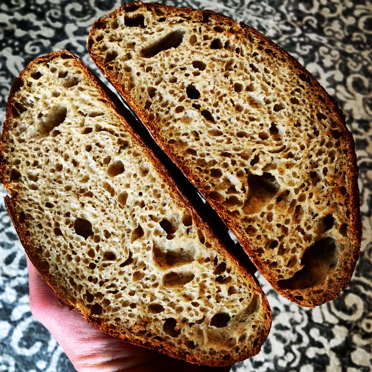 thekitchennomad's tweet photo. 20% Lonesome Whistle Rye Flour. I'm pushing 82% hydration on this loaf. #bread #naturallyleavened #sourdough #breadoftwitter #highhydration https://t.co/wwxDdUzewz