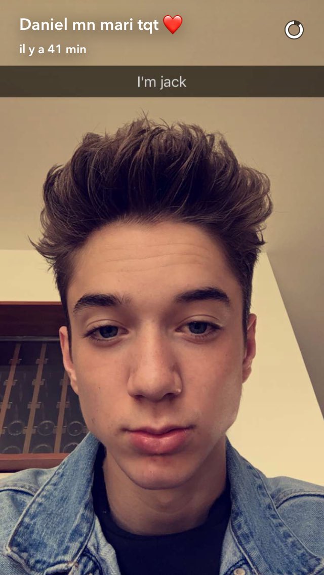 camillepintof's tweet photo. my boys 😂❤ @SeaveyDaniel @jackaverymusic https://t.co/wJvu5az31c
