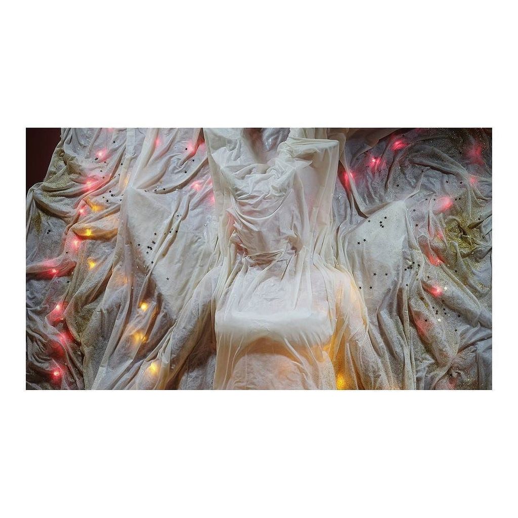 sevendaysuit's tweet photo. #explore #super #weird #happening #liverpool https://t.co/b1JI2ugNn2 https://t.co/xYRoEzLbf4
