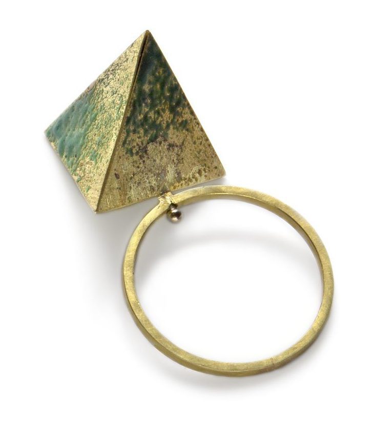 Hedendaagse sieraden tweet media