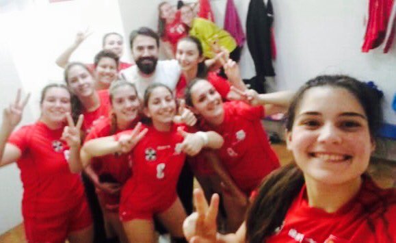joseluishc3's tweet photo. Orgulloso de nuestras #GuerrerasUrcitanas!!
@CBLeganes 22
@CDUrciAlmeria @HorticolaIkersa 31
Gran victoria en gran ambiente en #Leganes...!! https://t.co/XCOwklC2Au