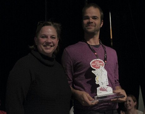 lamayenne's tweet photo. Benjamin Chaud, lauréat du Prix Bull'Gomme 53, pour sa BD Tous super héros, un conte contemporain pour le mieux vivre ensemble #citoyenneté https://t.co/WuVlaSb7TC