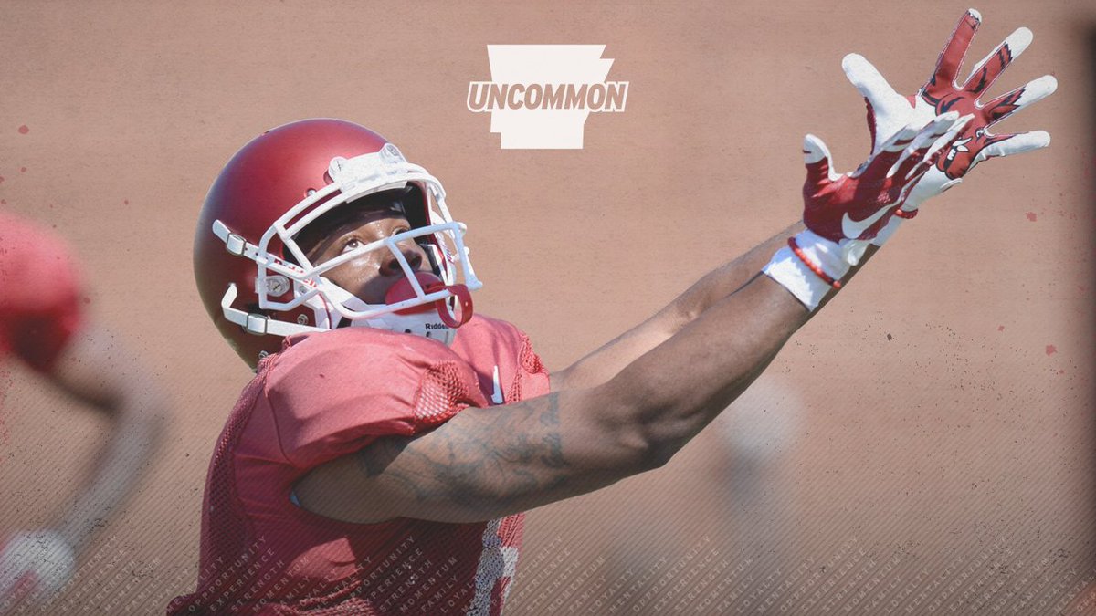 RazorbackFB's tweet photo. Perfect conditions for Day 3. #UncommonMentality
โ๏ธ๐ https://t.co/VTatgzEVDg