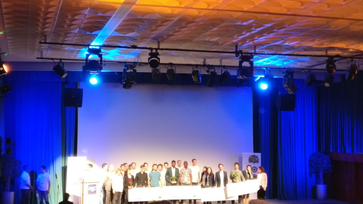 EliassHB's tweet photo. RT Inesybarbaiza: End of #seedsummit2017 ! Such an interesting event ! Thanks for all HECSEED #startup #networkin… https://t.co/9vA2E7qrlv