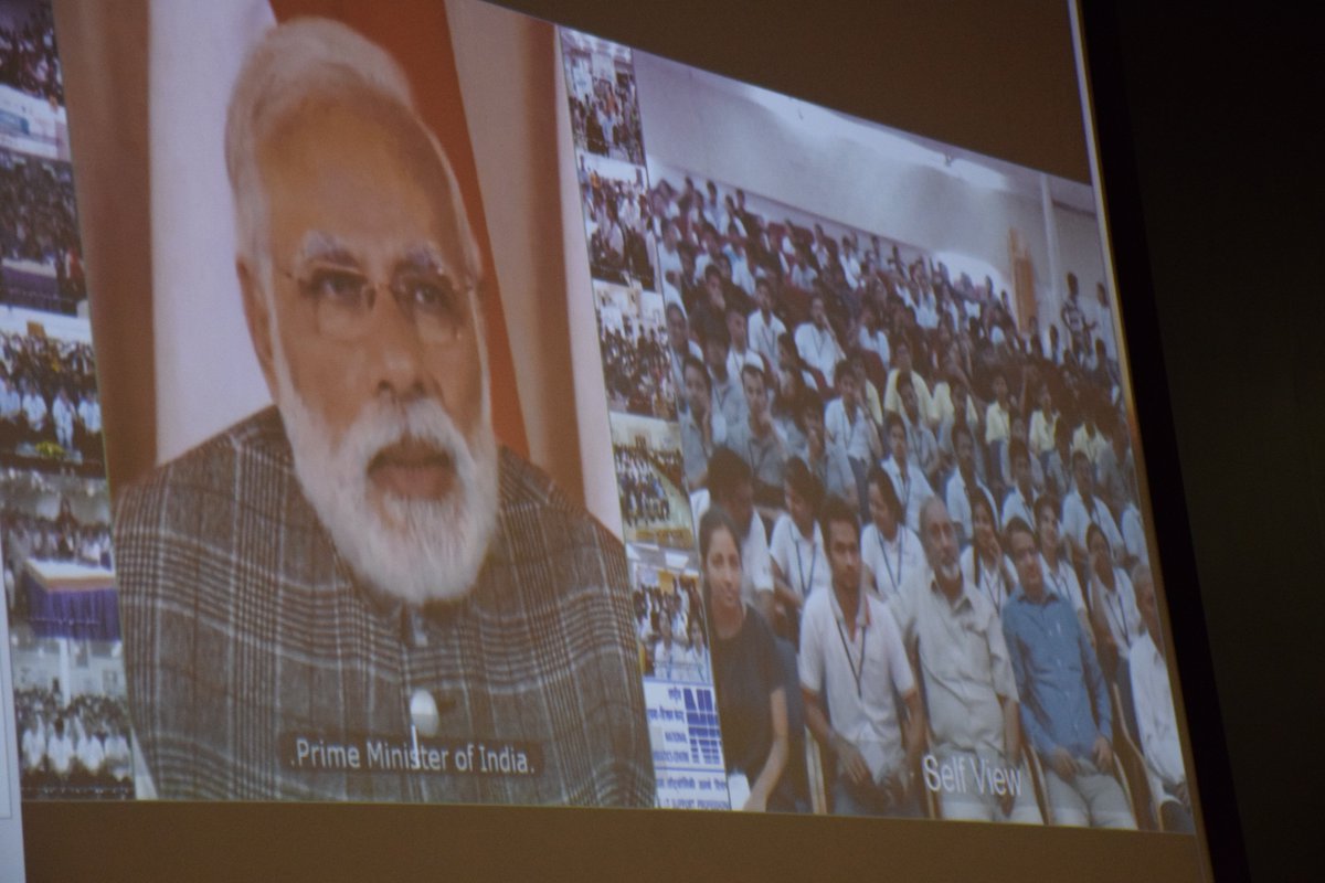 BVBCETHubli's tweet photo. Attending the mind igniting live video conference from our nodal centre @BVBCETHubli
By Mr.Modi : @narendramodi
#SmartIndiaHackathon2017 https://t.co/zDgDa0msLJ
