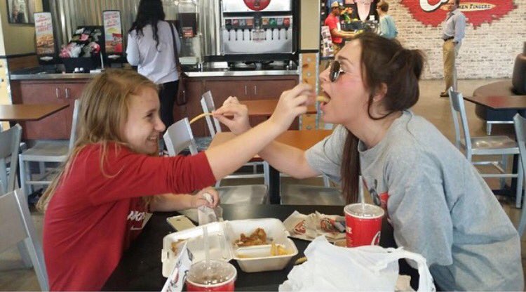 emmarchetti114's tweet photo. happy birthday to the kitchen bitch herself, you're the coolest kid out there av. Love ya https://t.co/bl0zhB9Smq