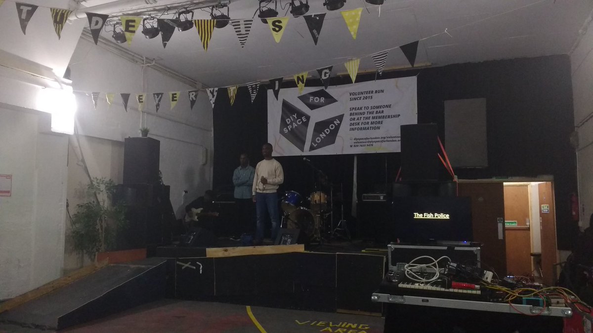 attitudetweets's tweet photo. Stage access, viewing area, DIY captioning and the amazing Fish Police sound-checking , all in one photo! #InSightWeekend https://t.co/BH7c47isST