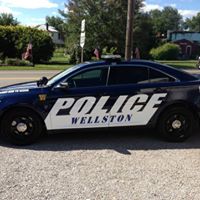 4Legs4Pets's tweet photo. Congrats #WellstonPD #K9 Unit! Our March #Facebook #Contest #Winner! Ten Pet Cots & Accessories Valued at $1,069 #PoliceK9 #PoliceHandler https://t.co/4fDTNEwICE